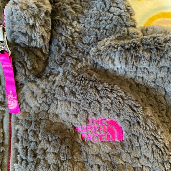 North face jacket!! - Picture 2 of 7